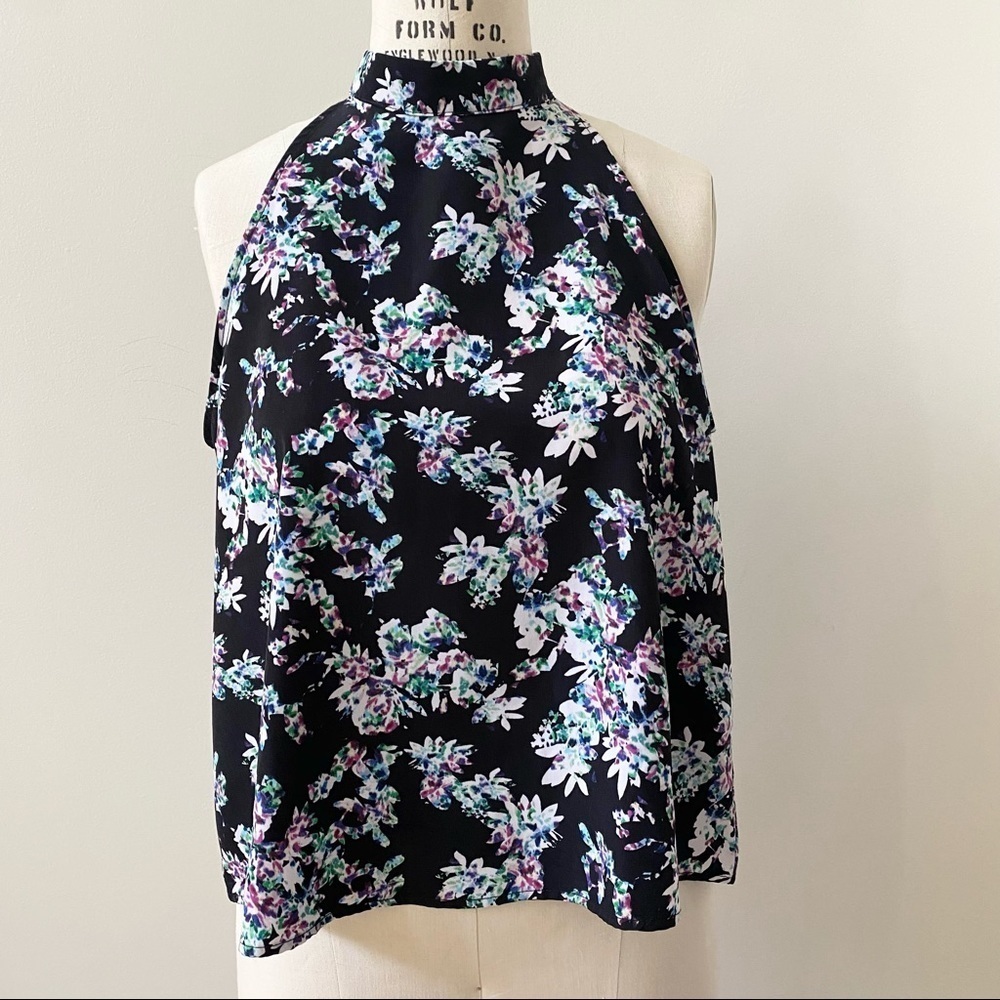 Paper Crane Hatler Top Black Floral Medium